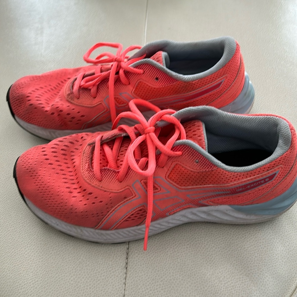 Asics Women’s Gel Running Shoes 7 Coral Tennis Athletic Athleasure Athletic